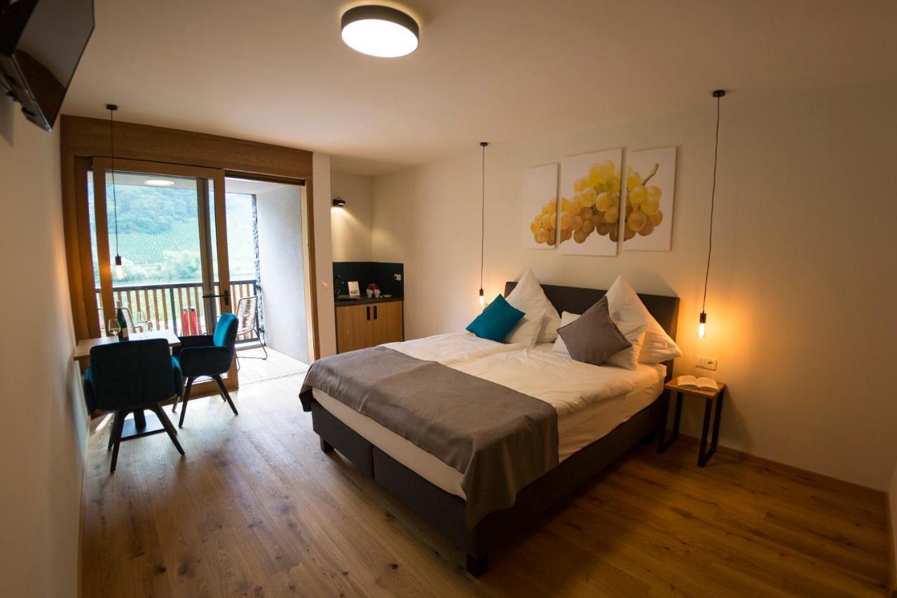Rieslingquartier - Mosel Wein Hotel 크로프 외부 사진